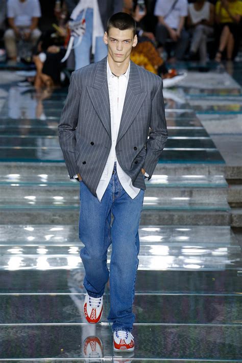 versace spring 2019 menswear|versace men's suits price.